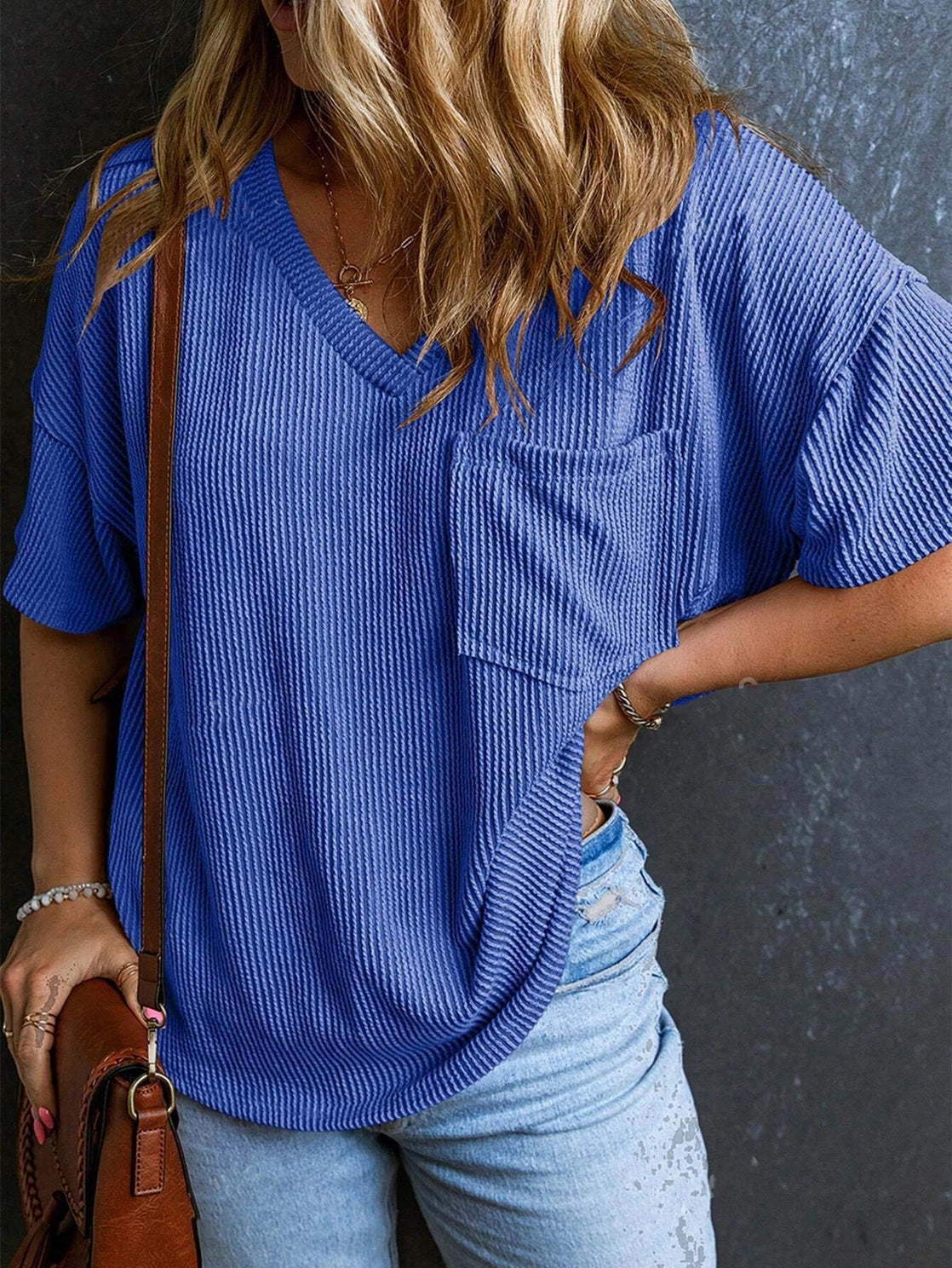 Ariel V Neck Chest Pocket Loose T-Shirt