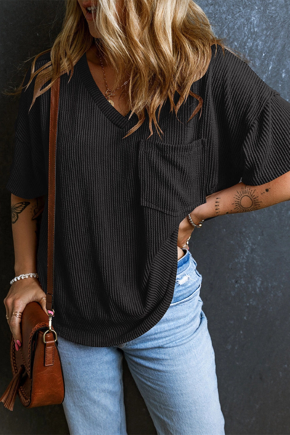 Ariel V Neck Chest Pocket Loose T-Shirt
